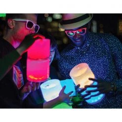 Lanternes Camping MPOWERD LUCI AURA 19 Blanc -Electronique Eclairage Soldes 2022 9 32920 luci aura 1003 05